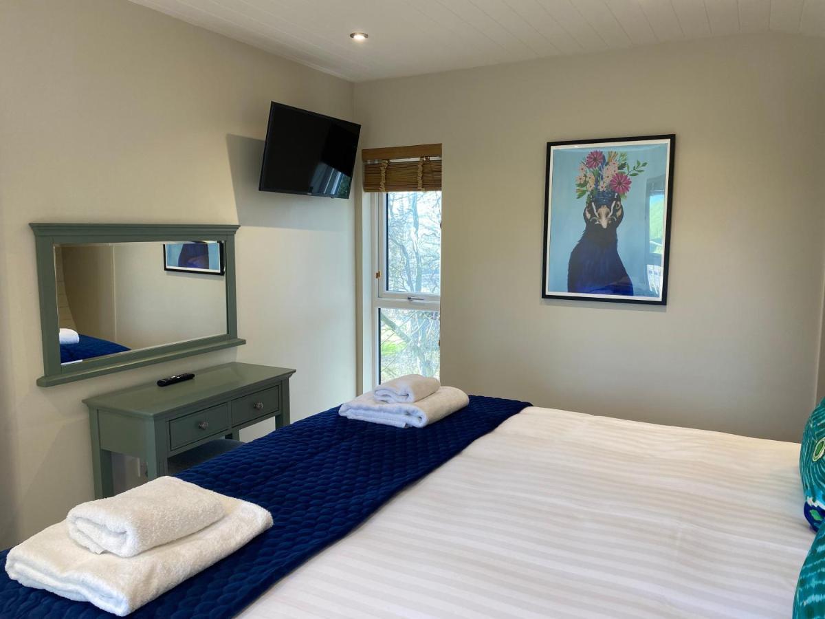 Acorn Lodge With Hot Tub Cupar Zewnętrze zdjęcie
